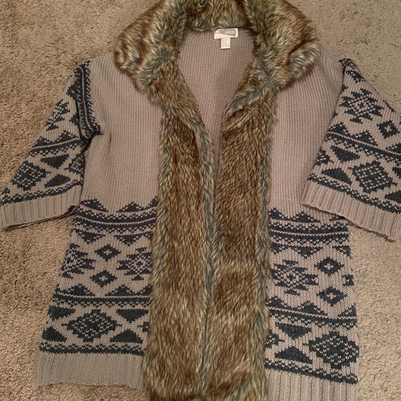 Cardigan - Picture 4 of 11